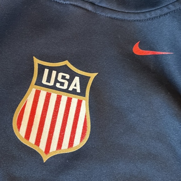 BOGO Nike hockey hoodie - Picture 2 of 5